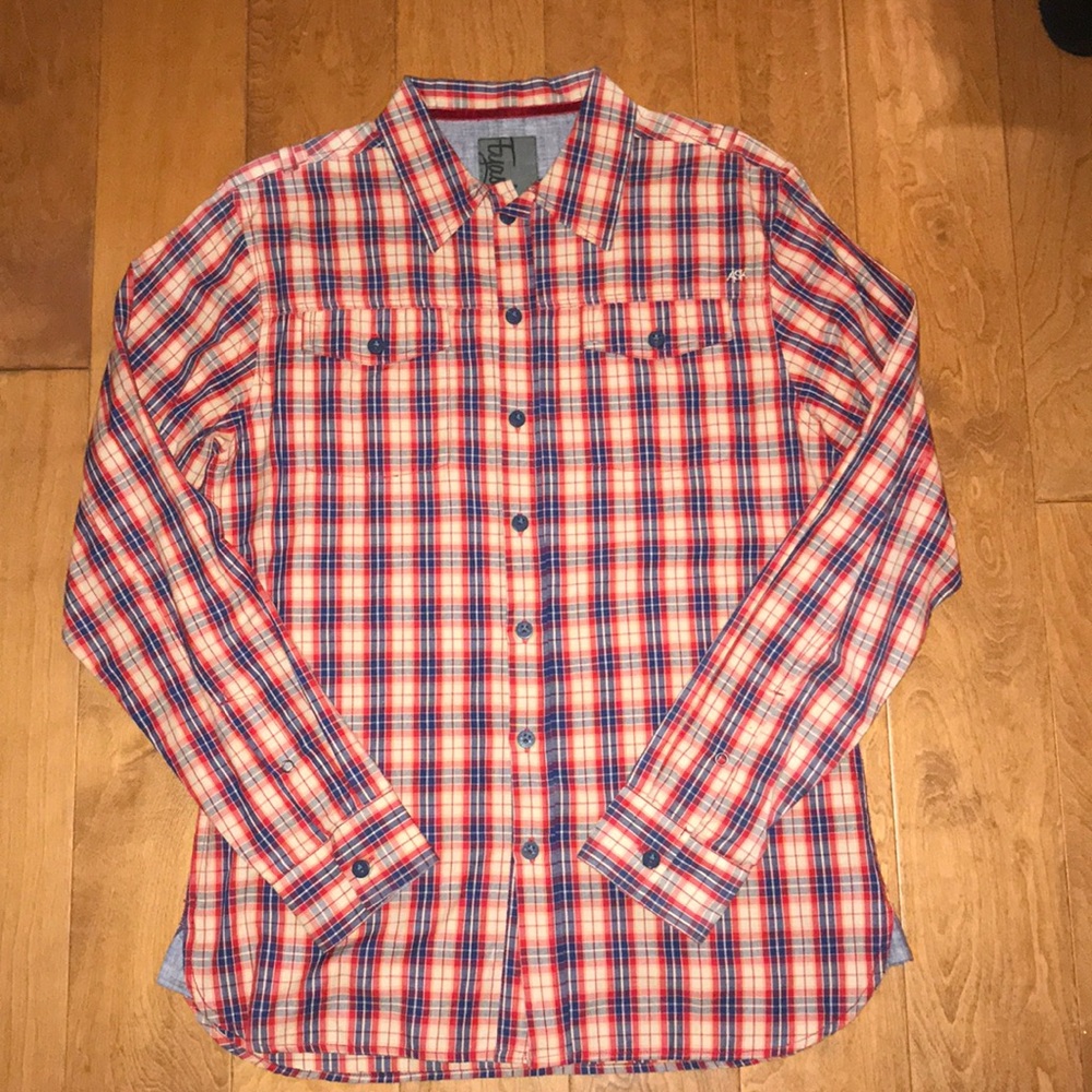 Fyasko Plaid Button-Up Longsleeve